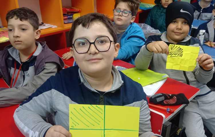 ریاضی،مبحث آموزش کسر مساوی صفحه ی 52 10