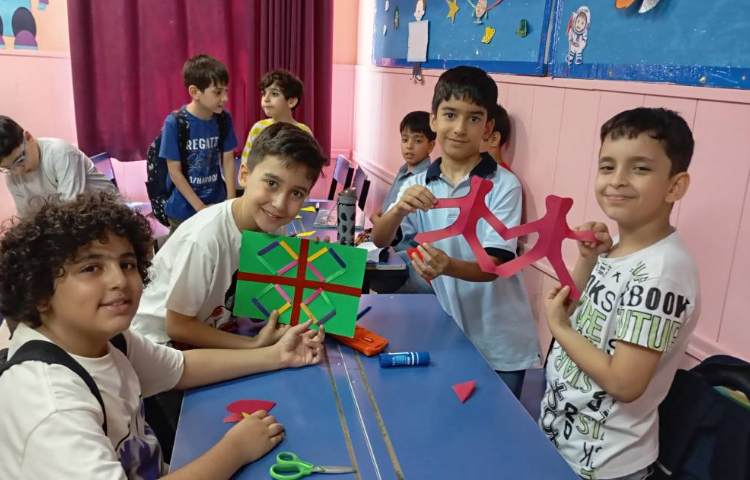 ریاضی،مبحث تقارن،دست ورزی گروهی 2