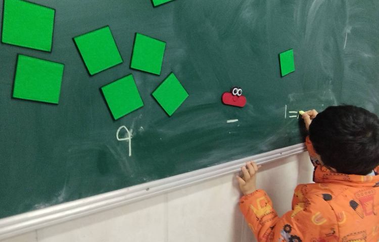 ریاضی آشنایی با مفهوم تفریق 5