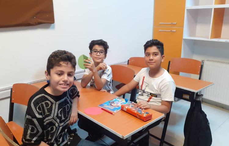 ریاضی آشنایی با کسر 2