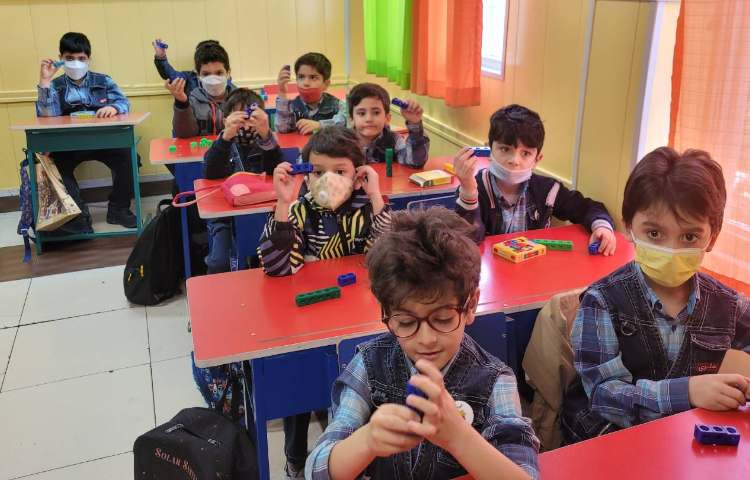 :ریاضی، آموزش اضافه کردن و کم کردن با بازی با چینه وکشیدن چوب خط، کلاس انگور 3