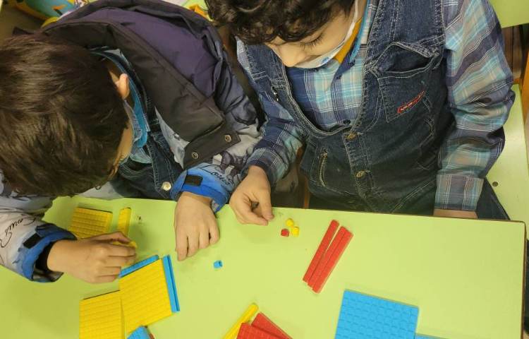 :ریاضی، آموزش جمع اعداد سه رقمی به روش تکنیکی یا انتقالی 3