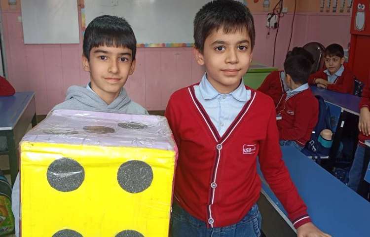 ریاضی ، آموزش ضرب در اعداد و مضارب 10 و حل صفحه ی 136 3