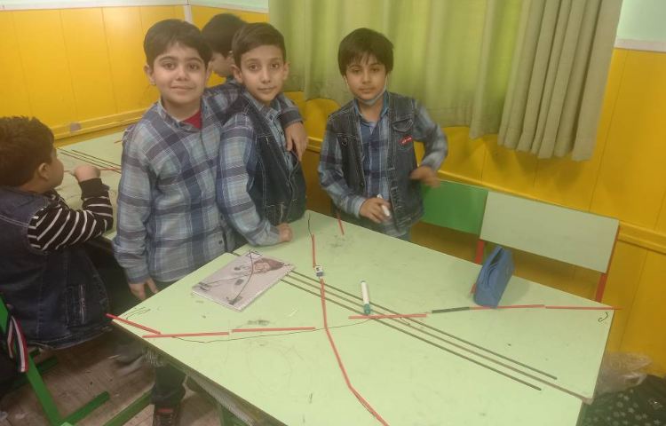 :ریاضی، آموزش قطر و نامگذاری چند ضلعی ها، ص 84 کتاب 9