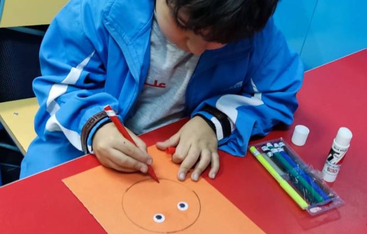 :ریاضی، آموزش مفهوم بالا و پایین با آدمک 2