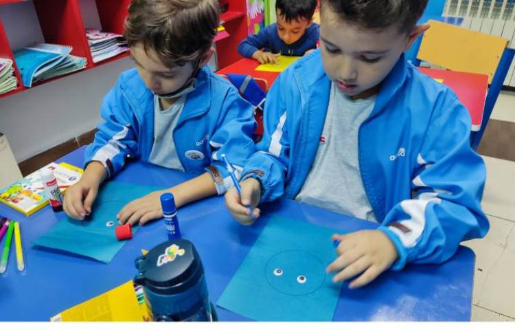 :ریاضی، آموزش مفهوم بالا و پایین با آدمک 3