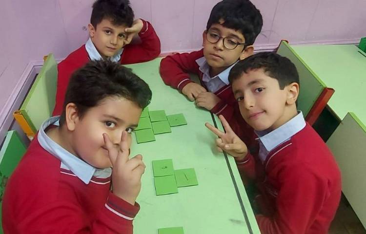 ریاضی : آموزش و انجام دست ورزی الگوی هندسی 2