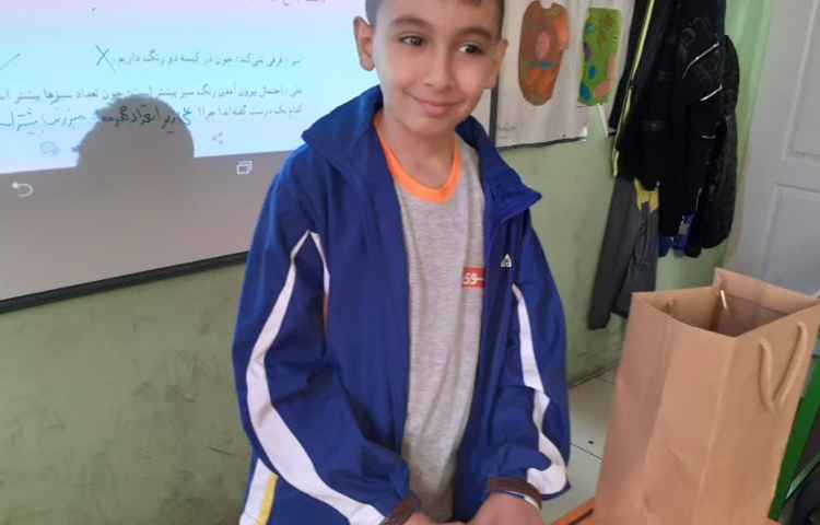 ریاضی: احتمال و بررسی وضعیت مهره‌های رنگی 1