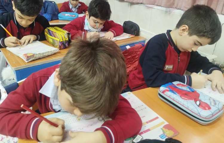 ریاضی انجام کتاب ریاضی ( شمارش اعداد، شمارش 5تا5تا ) 1