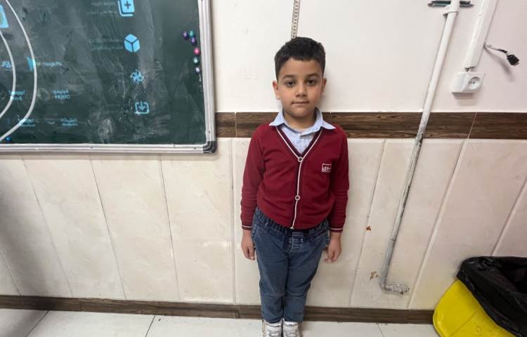 ریاضی: اندازه گیری قد، دور سر، انگشت اشاره و دور مچ با وسیله‌ی اندازه گیری متر 5