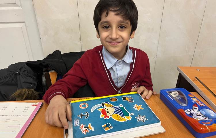 ریاضی: اندازه گیری قد، دور سر، انگشت اشاره و دور مچ با وسیله‌ی اندازه گیری متر 7