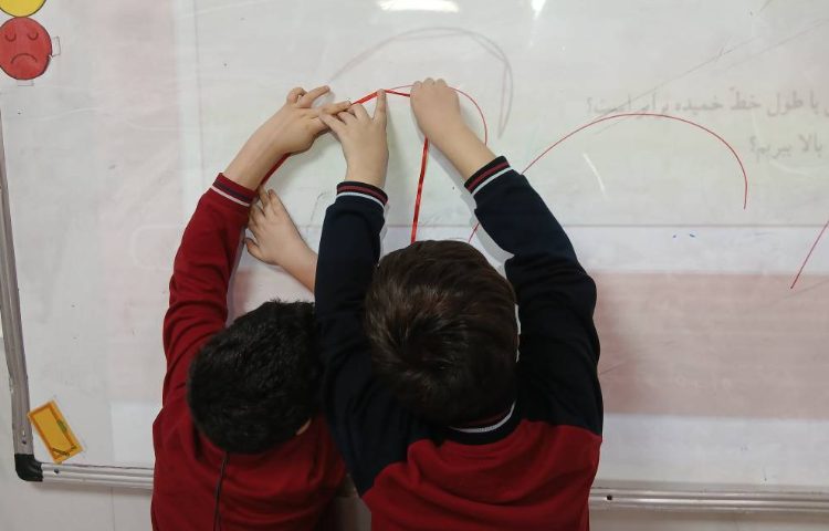 ریاضی_ اندازه‌گیری منحنی با کمک خط راست 1