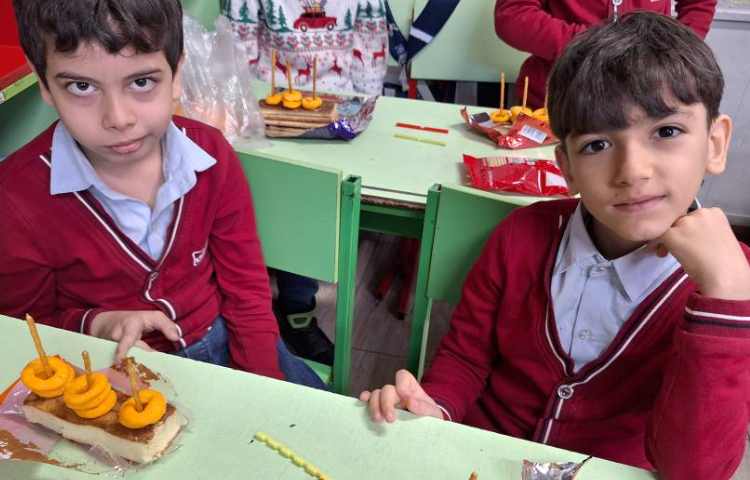 ریاضی، ایجاد انگیزه اعداد سه رقمی و مقایسه اعداد 5