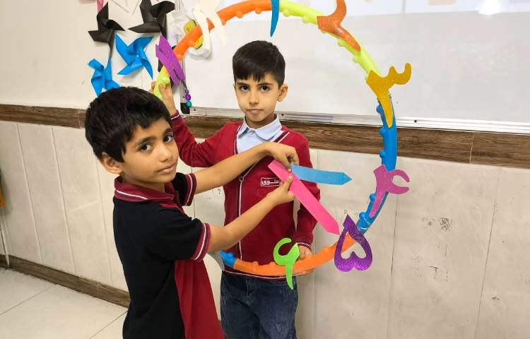 ریاضی بازی با ساعت دست ورزی ساعت به شکل های مختلف،برای تثبیت آموزش ساعت و دقیقه 6