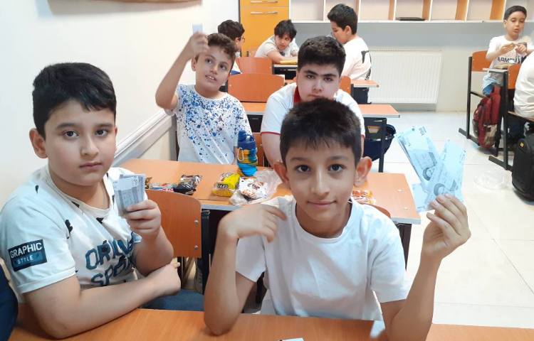 ریاضی -بازی خرید و فروش در کلاس