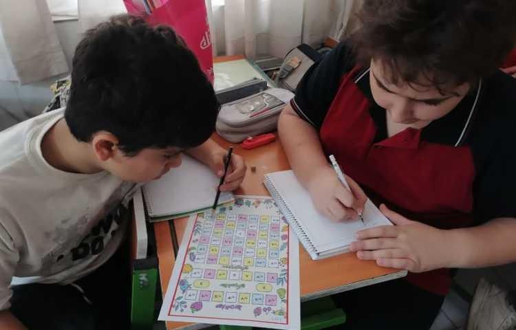 ریاضی بازی ضرب اعشار