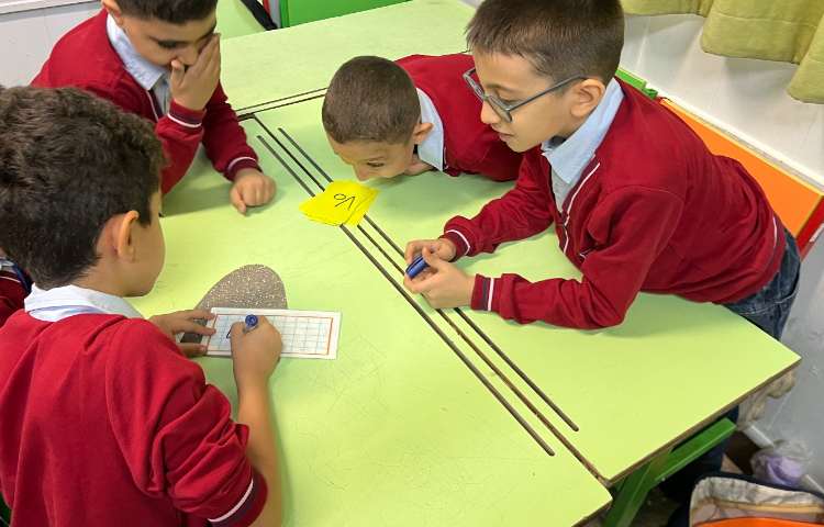 ریاضی، بازی و ریاضی مبحث تقریب 5