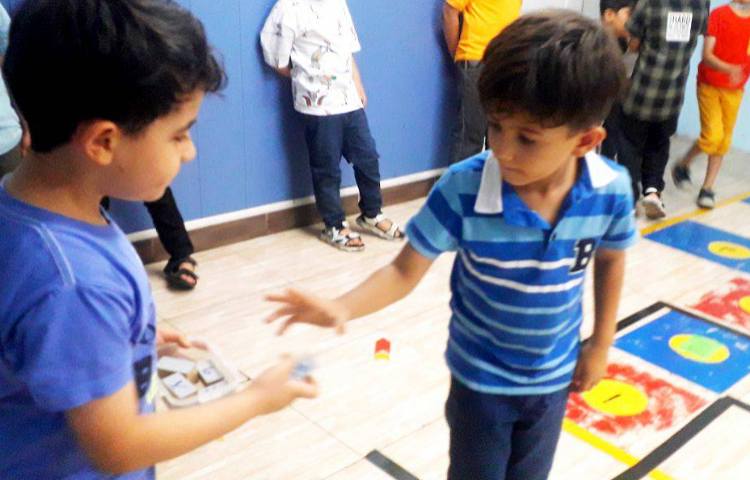 :ریاضی با موضوع جمع و تفریق در ماز