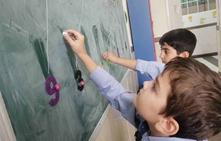 ریاضی با هدف تشخیص اعداد فارسی و انگلیسی 2