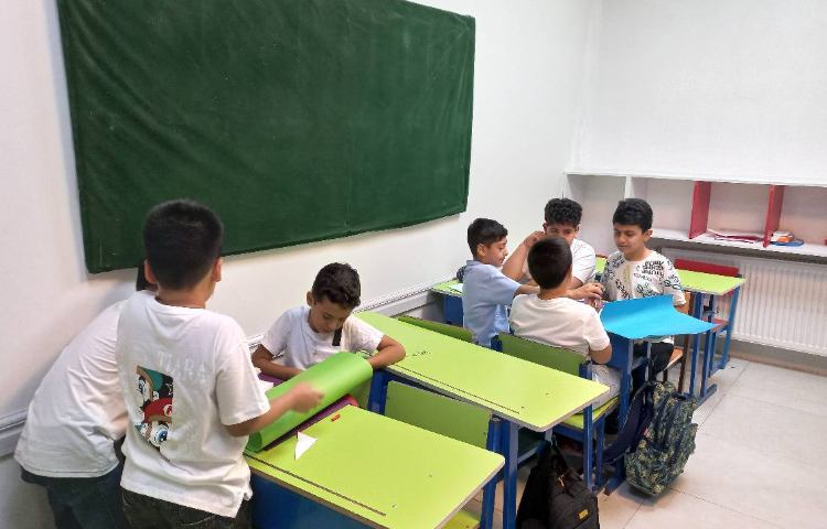 ریاضی: بررسی تفاوت محیط و مساحت توسط دانش آموزان 3