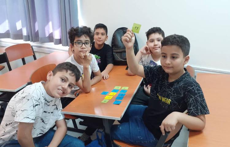 ریاضی تمرین جدول ضرب در قالب مسابقه گروهی