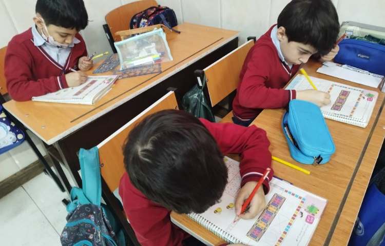 ریاضی تمرین کتاب (مبحث الگو، قرینه و جدول سودکو) 1