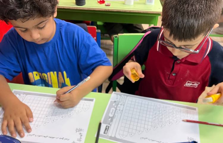 ریاضی، جدول جمع نظام دار 2