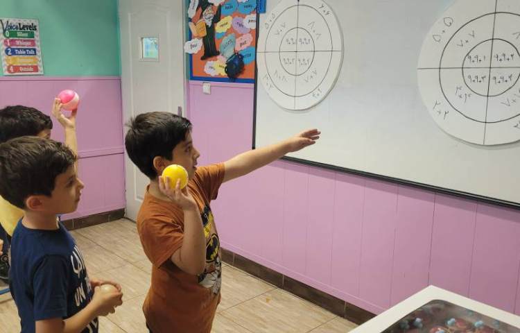 ریاضی جمع اعداد همراه با بازی 2