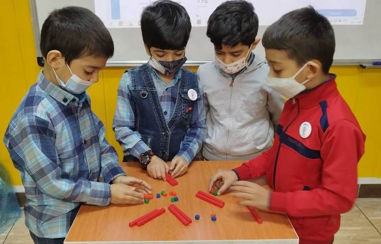 :ریاضی، جمع و تفریق فرآیندی،کلاس فضانوردان