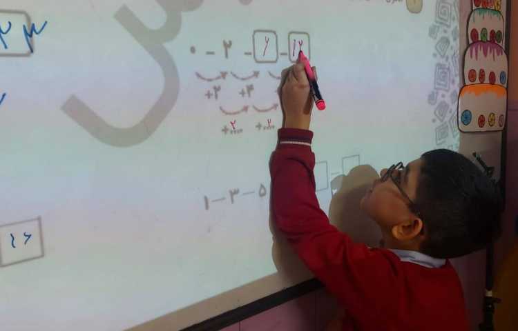 ریاضی : حل تمرین الگو ها توسط ریاضیدان های کوچک
