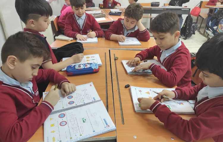 ریاضی حل و تکرار و تمرین ریاضی «کتاب کار»