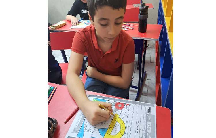 ریاضی حل کاربرگ کسرها 4