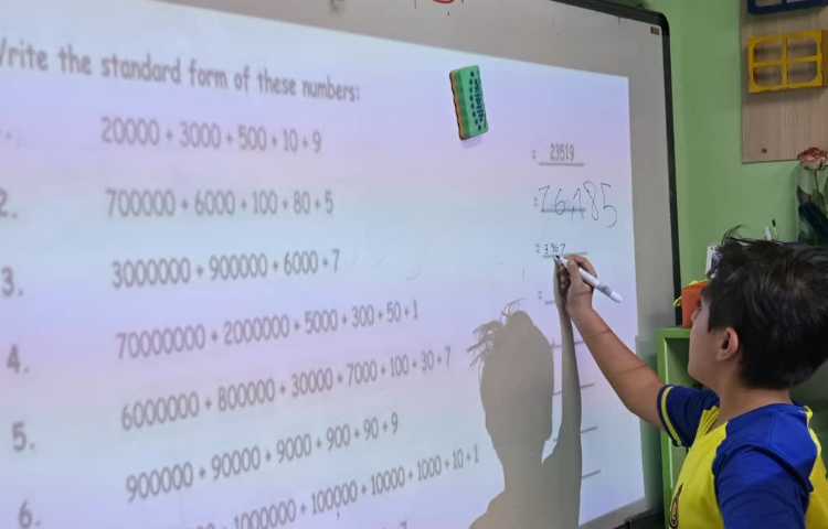 ریاضی خواندن اعداد بیش از 9رقم 1