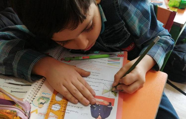 :ریاضی، دست ورزی آموزش مفهوم کسر 2