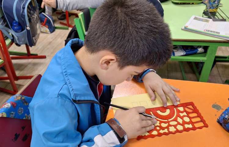 ریاضی: دست ورزی اشکال هندسی 7