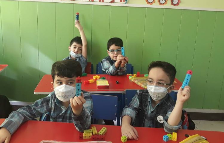 :ریاضی، دست ورزی با چینه جهت تثبیت مفهوم اضافه کردن، کلاس گیلاس