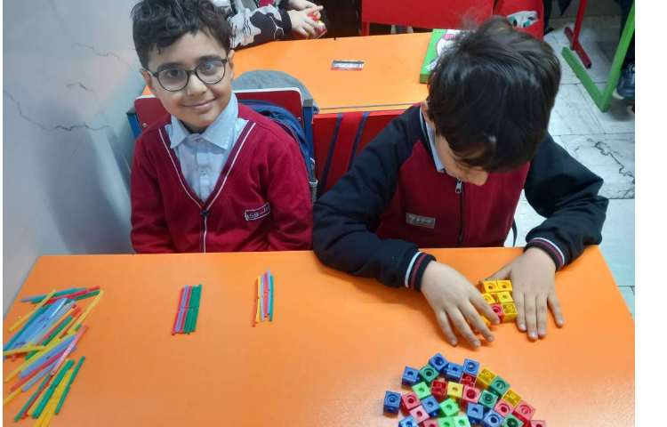 ریاضی :دست ورزی تقسیم 2