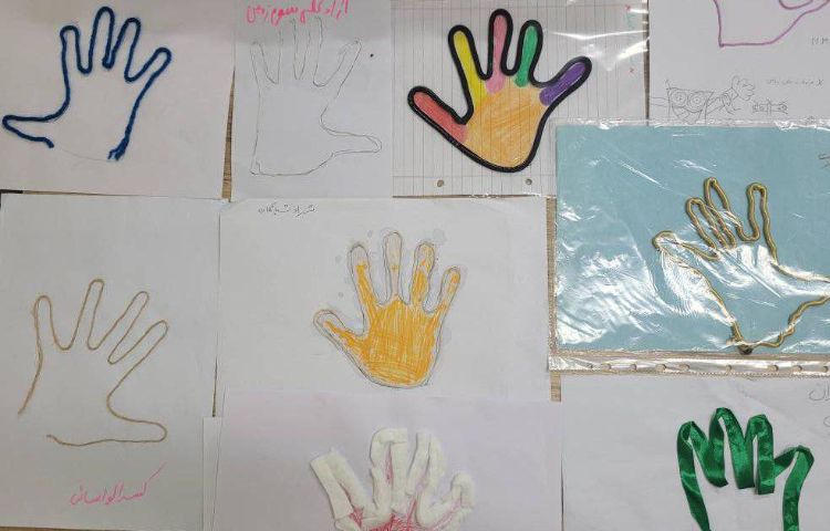 :ریاضی، دست ورزی مبحث محیط، محیط دست بچه ها 1