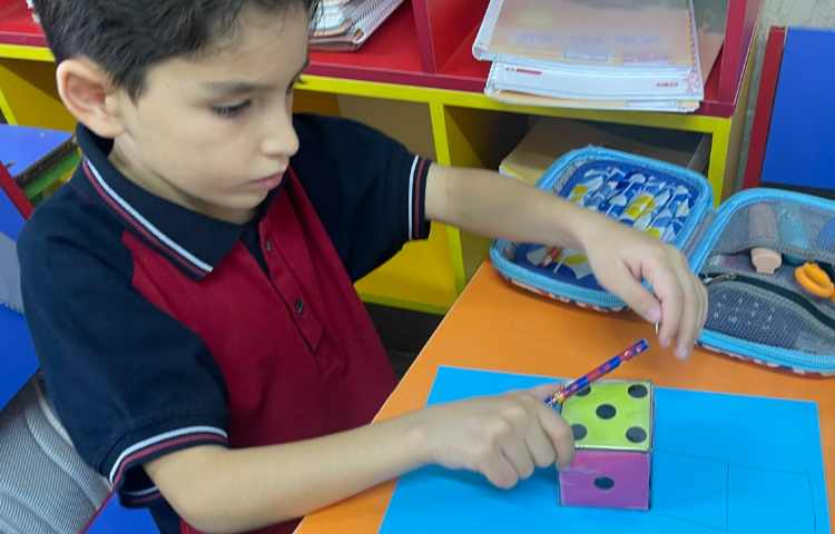 ریاضی ، دست ورزی مکعب (اشنایی با گسترده ی مکعب) 1