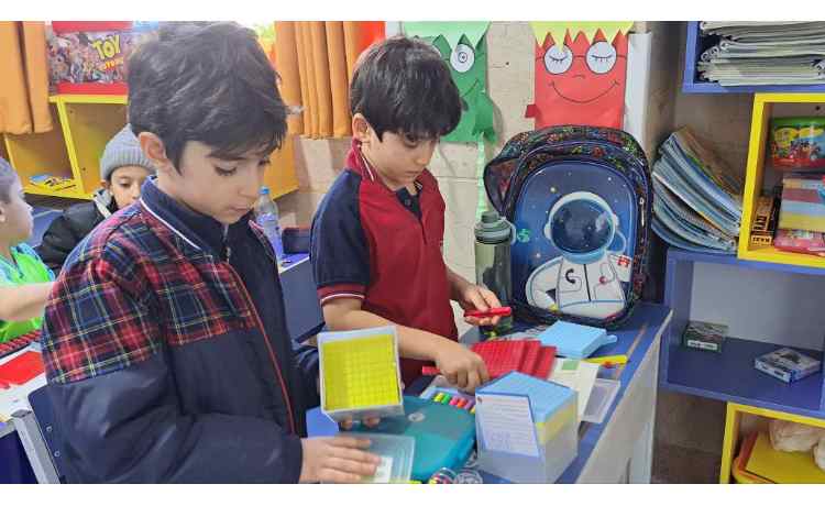 ریاضی :دست ورزی چرتکه،سکه،کوئیزنر 4