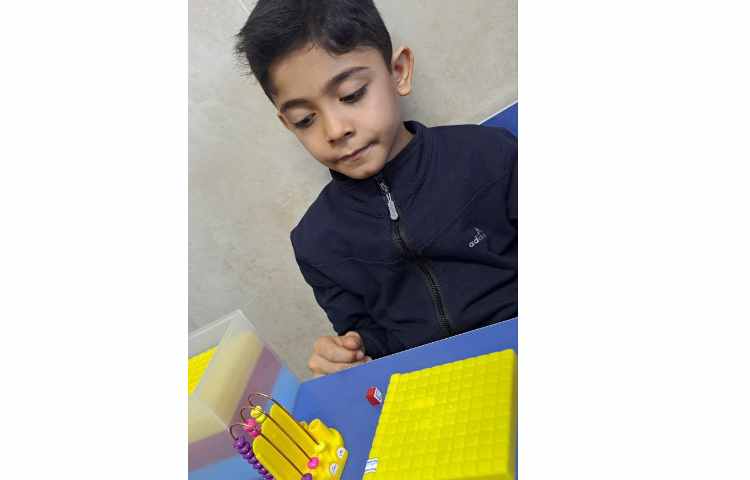 ریاضی :دست ورزی چرتکه،سکه،کوئیزنر 9