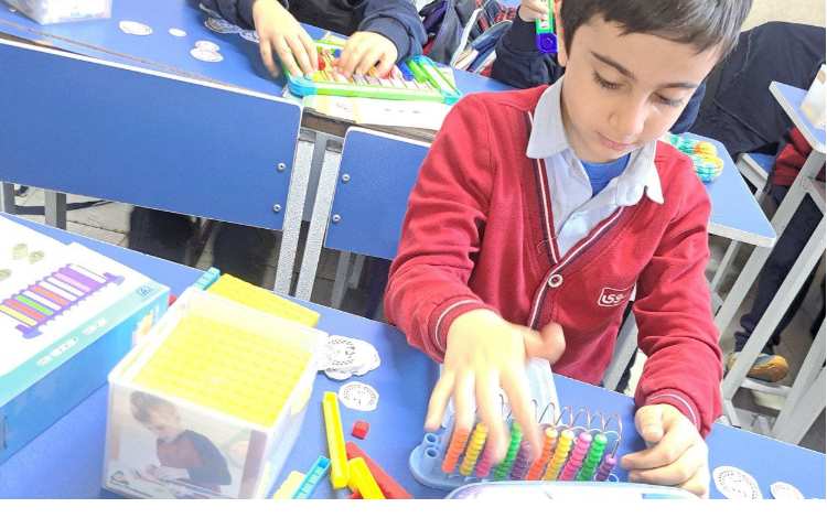 ریاضی :دست ورزی چرتکه،سکه،کوئیزنر