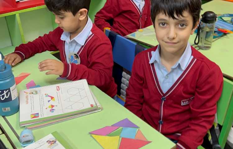 ریاضی، روابط بین اشکال، تانگرام، ساخت شکل های مختلف با اشکال هندسی 5