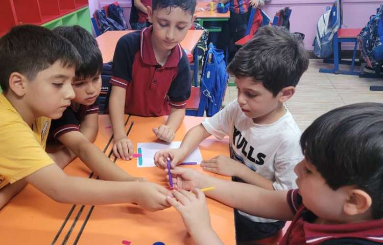 ریاضی ساخت اشکال هندسی