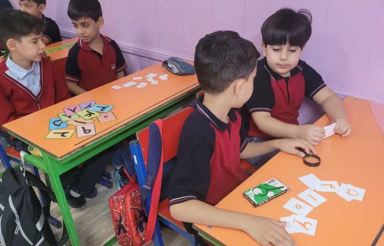 ریاضی: ساخت اعداد دو رقمی با رقم و کارت 2