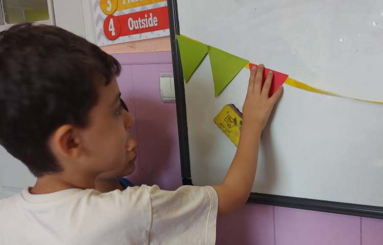 ریاضی : ساخت ریسه الگو دار (دست ورزی الگو یابی) 2