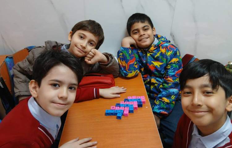 ریاضی_ شروع آموزش ضرب با دست ورزی 5