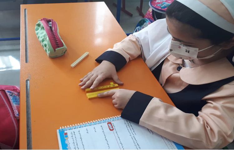 ریاضی طراحی ساعت و یادگیری دقیقه ها