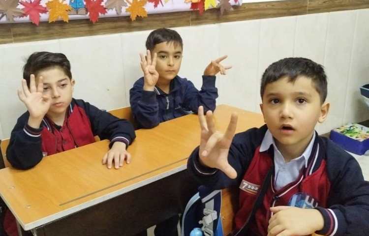 ریاضی فعالیت» شمارش اعداد و بازی ذهنی یکی قبل و یکی بعد 7