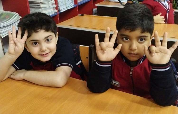 ریاضی فعالیت» شمارش اعداد و بازی ذهنی یکی قبل و یکی بعد 9